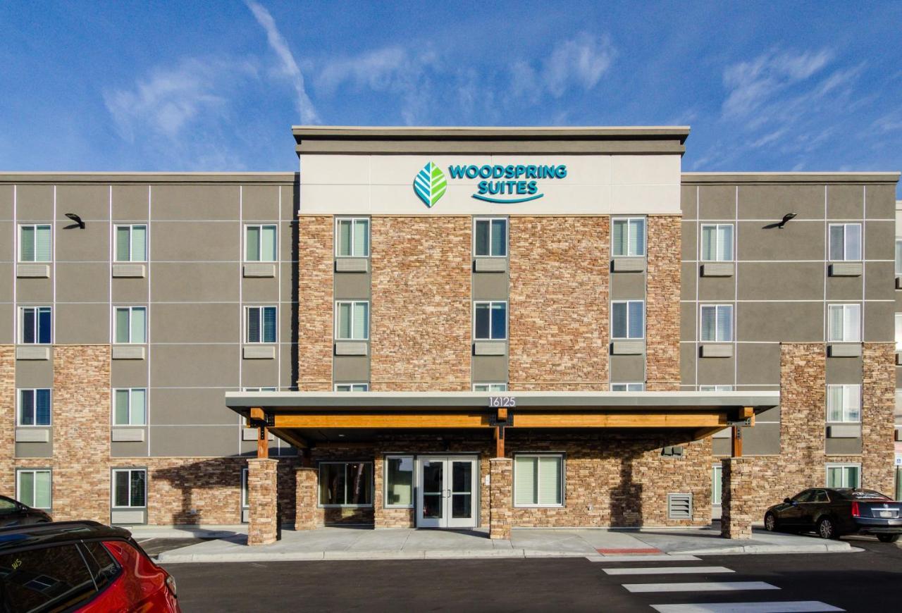 Woodspring Thornton-north Denver